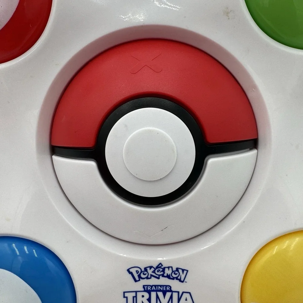 Pokemon Trainer Trivia Electronic Game 2021 Pikachu‎ Charmander Squirtle White